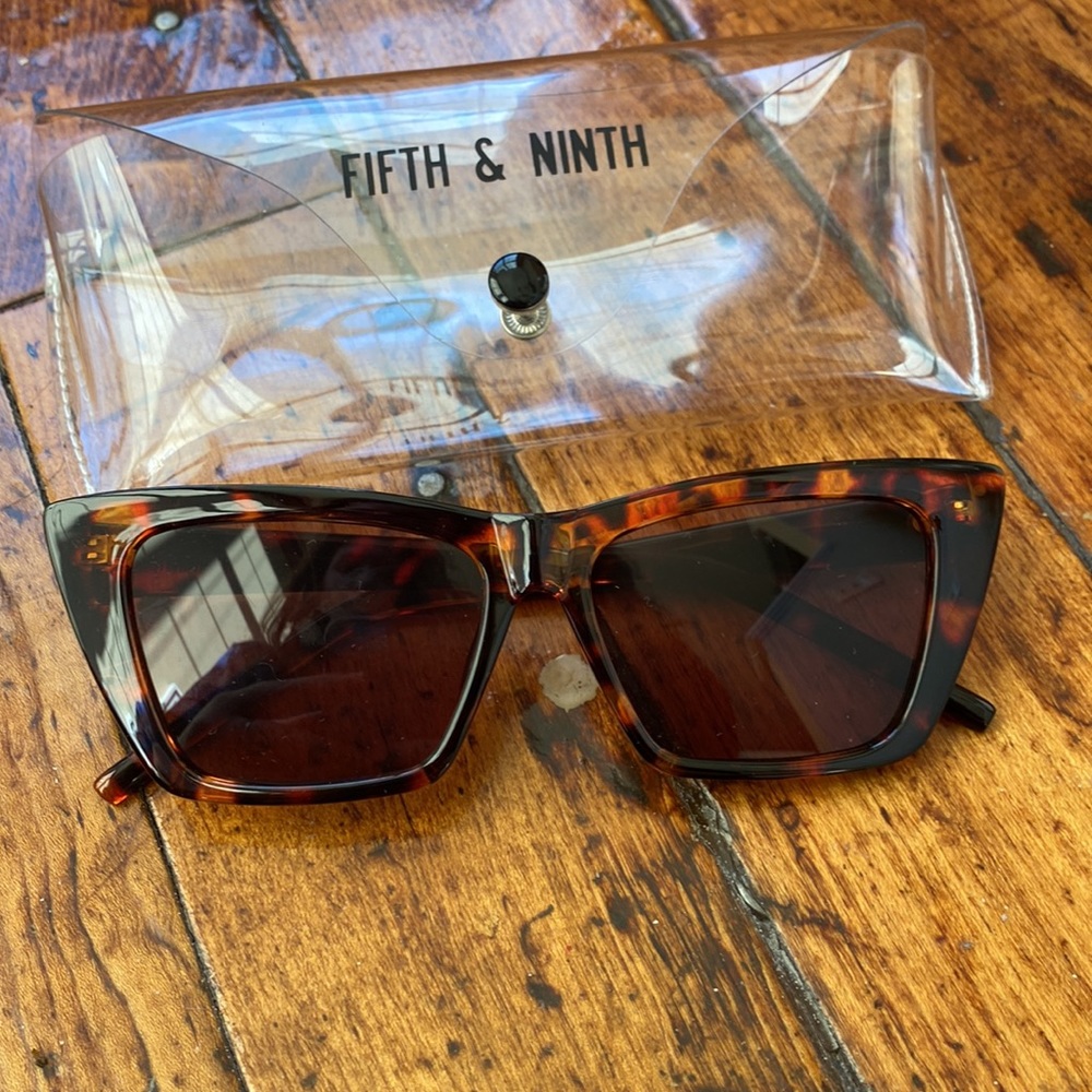 Cateye sunglasses